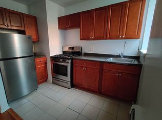 217 W 238th St #3B, Bronx, NY 10463