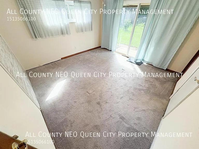 3692 Elmira Dr — Photo 18
