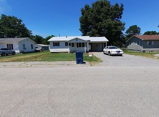 607 W Duckett St, Advance, MO 63730