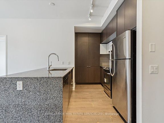 3rd image of 5035 Harvard Rd #411