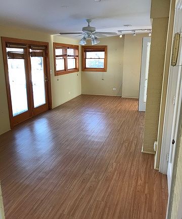 5th image of 2920 W Morse Ave