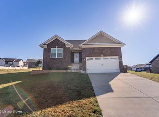 28 Nashville Ct, Taylorsville, KY