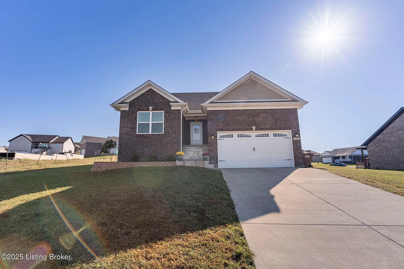 28 Nashville Ct photo 1