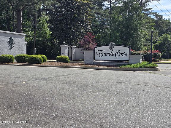 2nd image of 94 Grays Ln