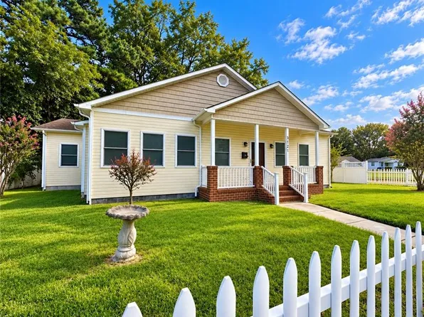 3121 Hull St, Portsmouth, VA 23704