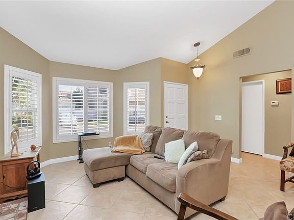 5th image of 21721 Chatham
