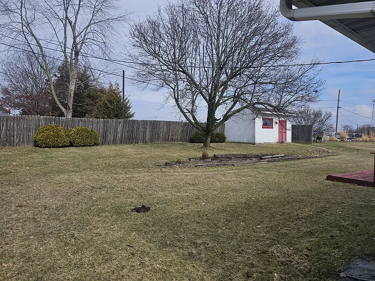 Cherry Ln — Photo 3