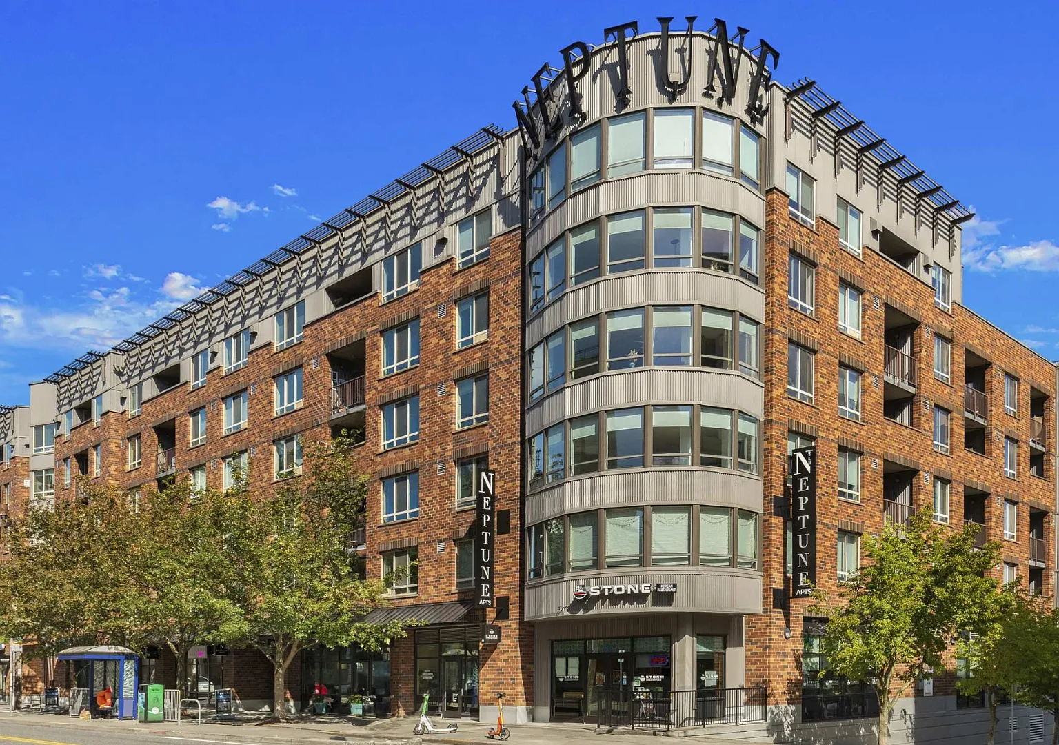 Neptune SLU Apartments Seattle — Photo 1