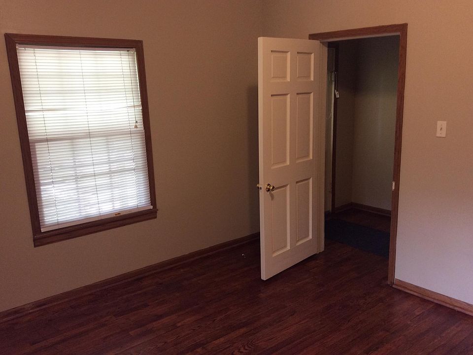 1st image of 317 W Linden Ave