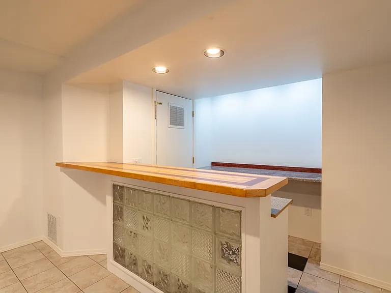 6431 Gemfield Dr — Photo 19