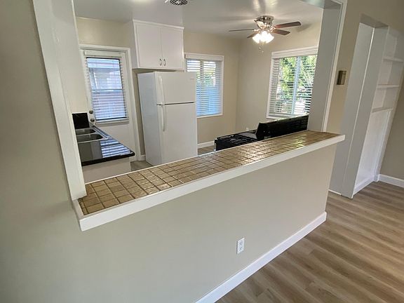 5th image of 1151 Felspar St
