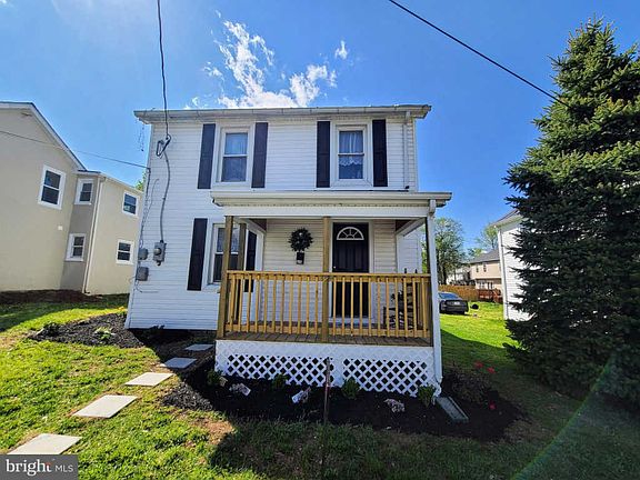 3rd image of 315 Pine St
