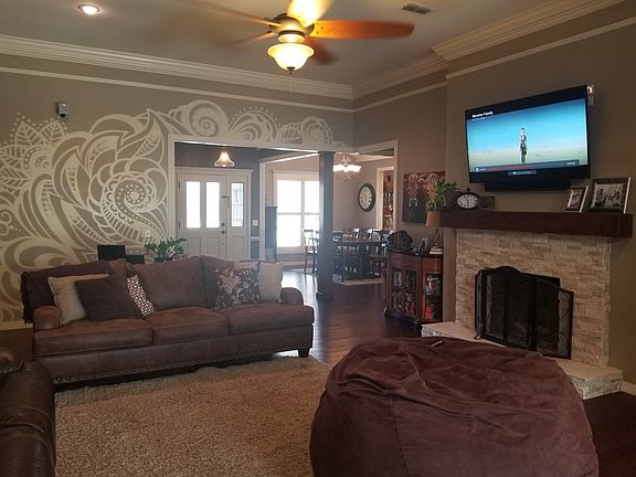 3rd image of 7711 Baughman Dr