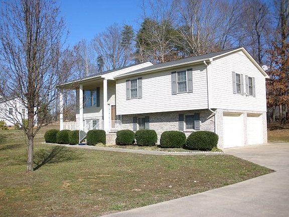 2nd image of 1808 John Dr