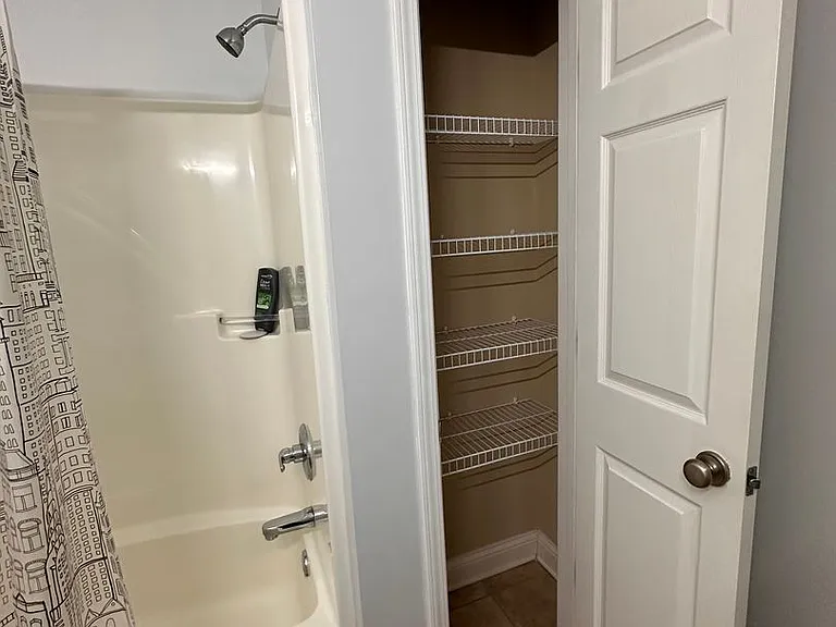 8909 Gentlewind Way — Photo 35