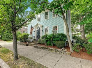 673 Main St, Warren, RI 02885