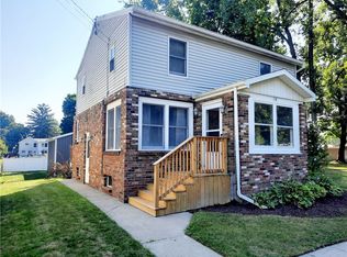 118 Crescent Dr, Palmyra, NY 14522