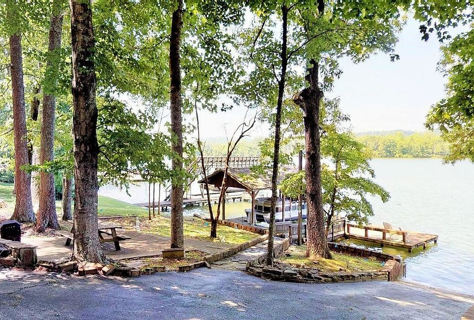 1st image of 153 Blue Heron Way