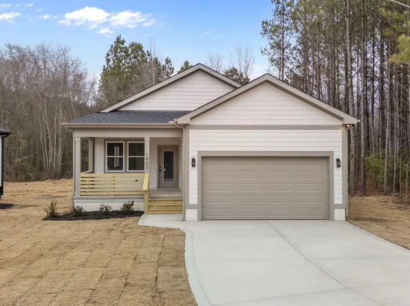 1907 N Webb St, Selma, NC 27576