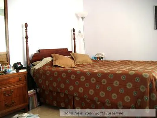 Rented by Bond New York | media 20