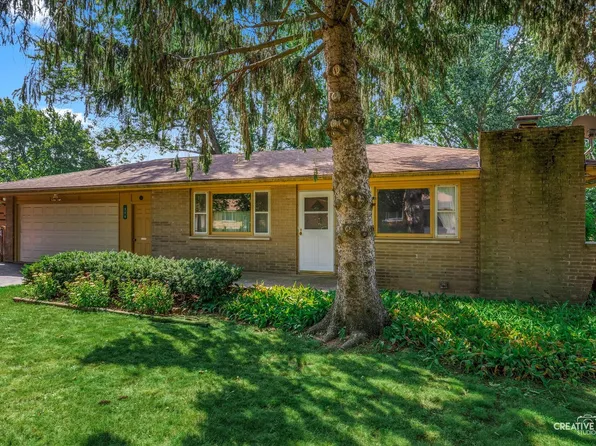 316 Snow St, Sugar Grove, IL 60554
