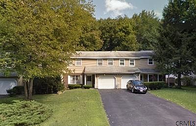 1st image of 20 Barkwood Ln
