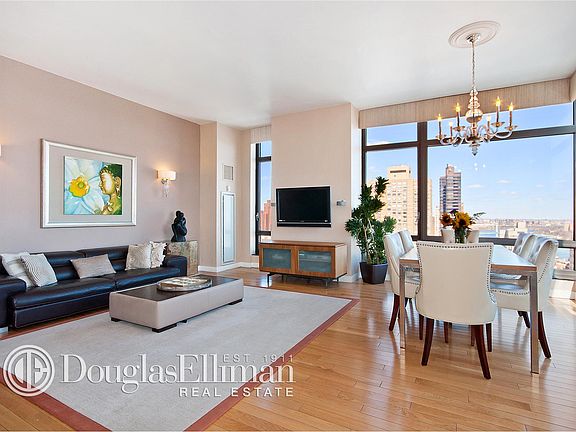 3rd image of 450 E 83rd St APT 22B