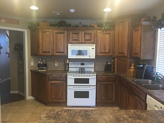 2nd image of 5030 W 3rd Ave