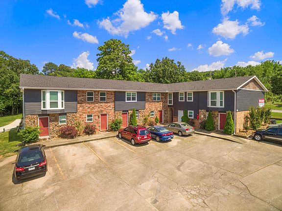 3rd image of 1800 N Gregg Ave APT 7