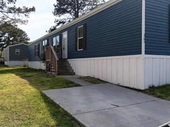 305 Hickorywood Dr, Moncks Corner, SC 29461