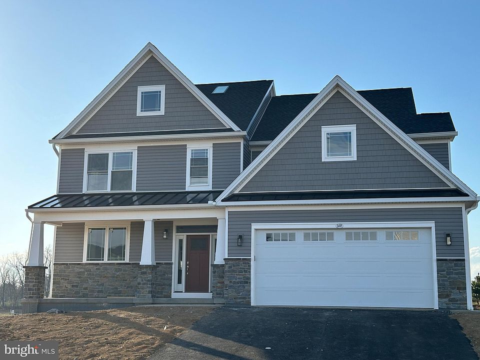 2nd image of 169 Apple View Dr