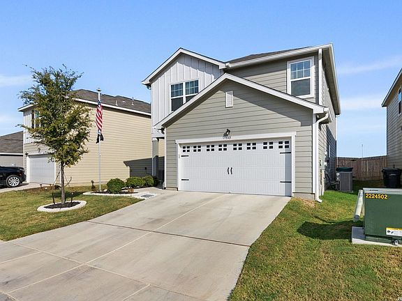 2nd image of 5303 Hickory Pl