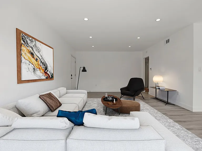 2034 S Garth Ave — Photo 8