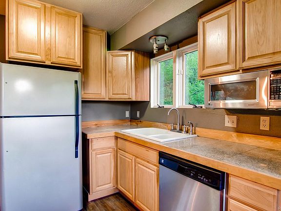 3rd image of 36881 Tree Haus Dr
