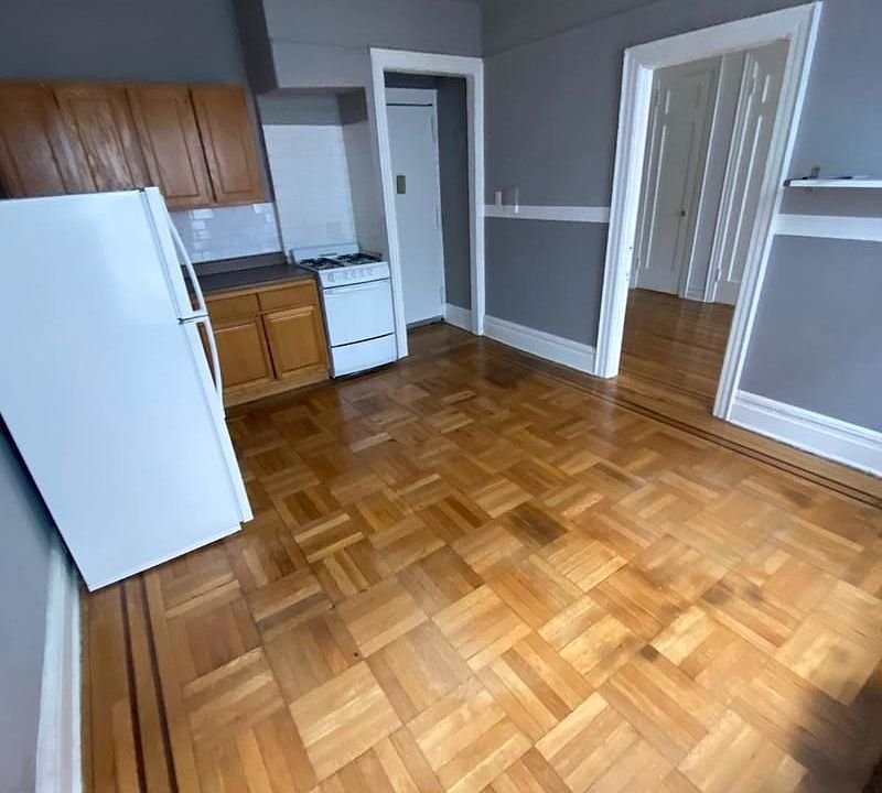 1st image of 354 E 21st St APT 3F