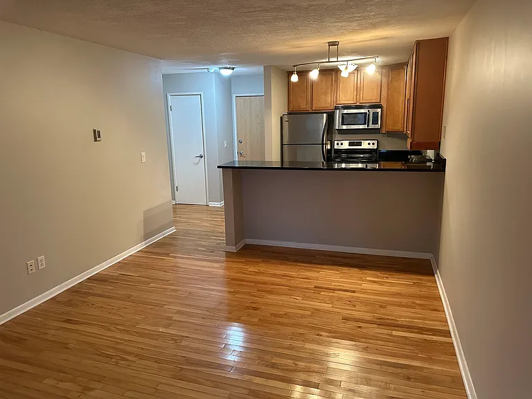 3844 Nicollet Ave #303 — Photo 3