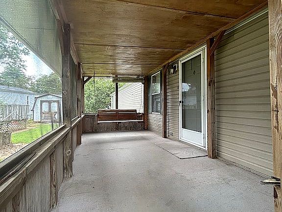 Screened in front porch