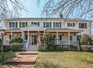 64 Grove Ave, Larchmont, NY 10538