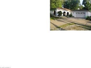 6168 Jacqueline Dr, Brookfield, OH 44403