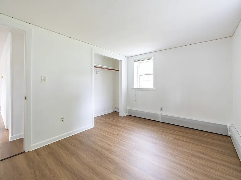 670 Main St #1 — Photo 18