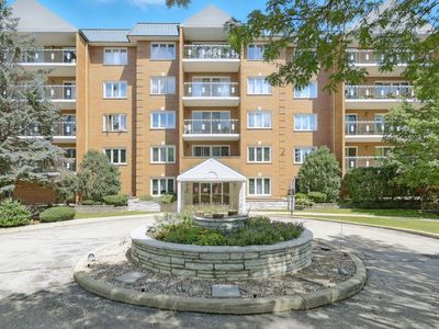 6980 W Touhy Ave APT 202, Niles, IL, 60714