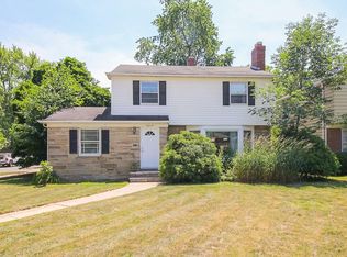 23114 Cedar Rd, Beachwood, OH 44122