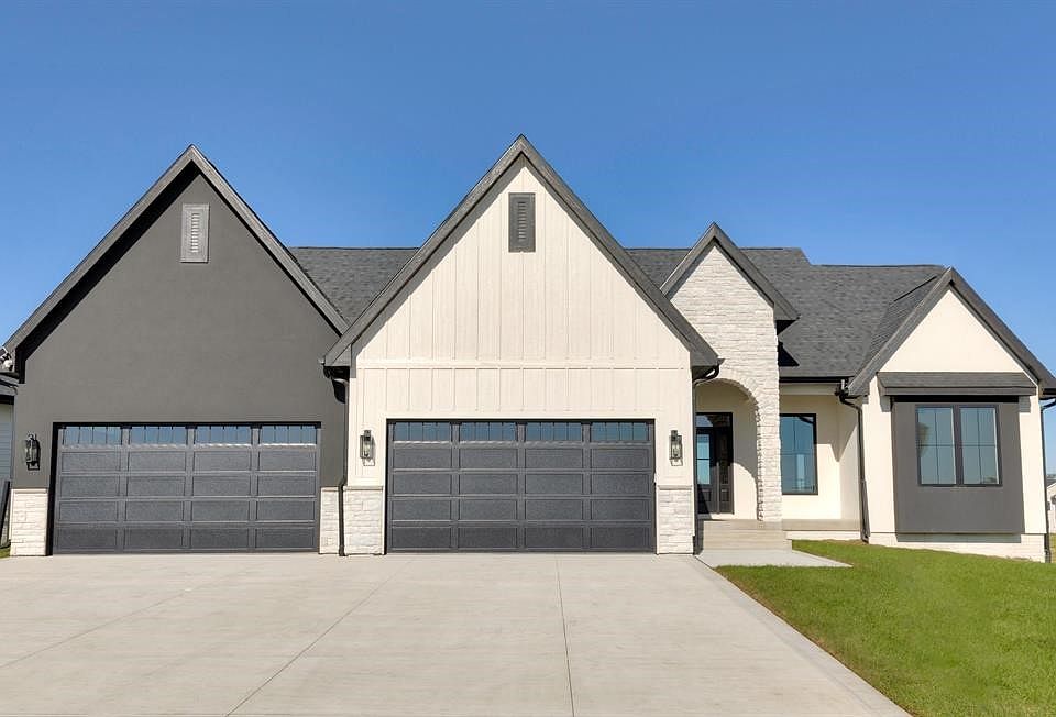 1st image of 17227 Northview Dr