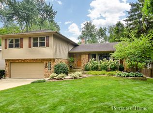 1606 Center Ave, Wheaton, IL 60189