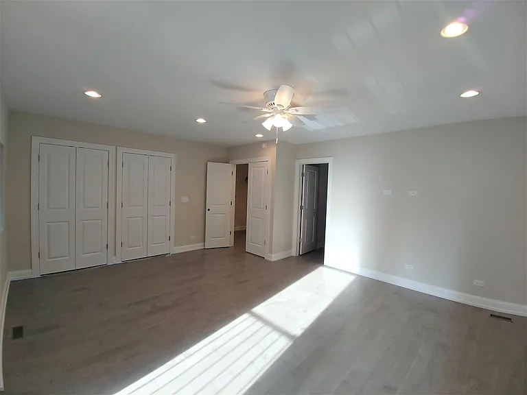 441 W Surf St #CH — Photo 11