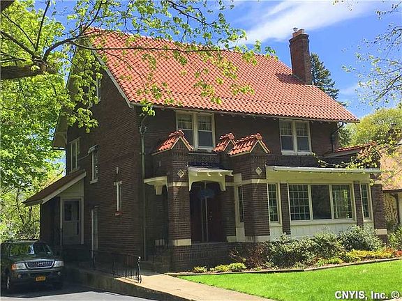 2nd image of 109 Crawford Ave