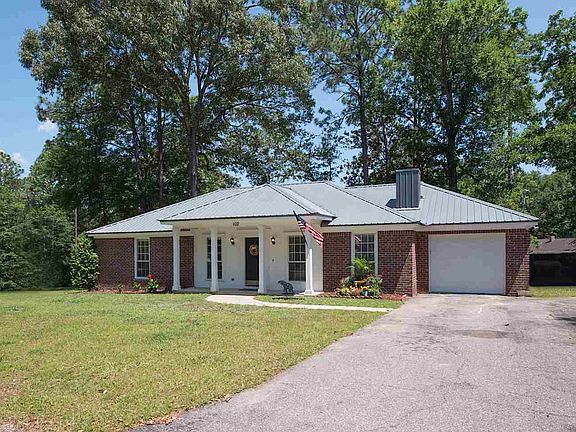2nd image of 102 Bradbury Ct