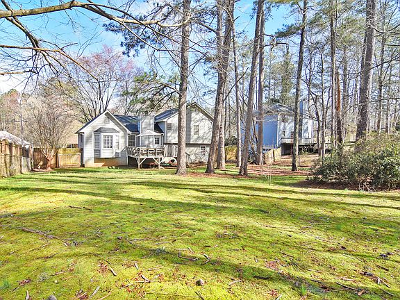3rd image of 2455 Clintwood Dr SW