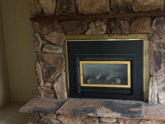 5th image of 112 Aspen Ln S