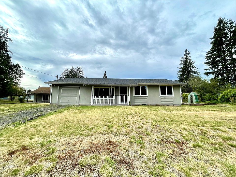 1st image of 330 E Woodland Drive